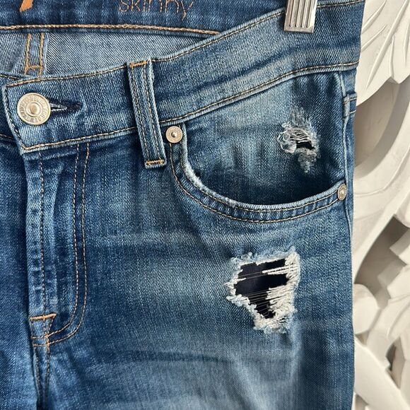7FAMK Ankle Skinny Distressed Jean - Picture 4 of 11